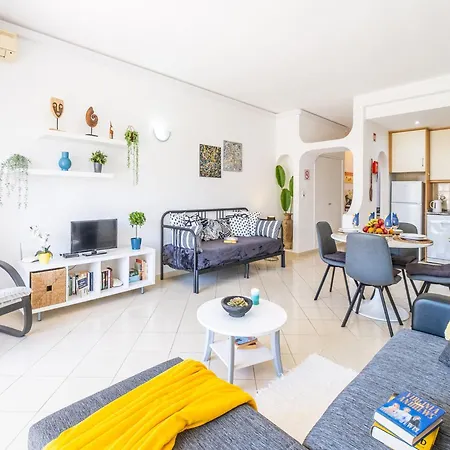 With Communal Pool Apartment *