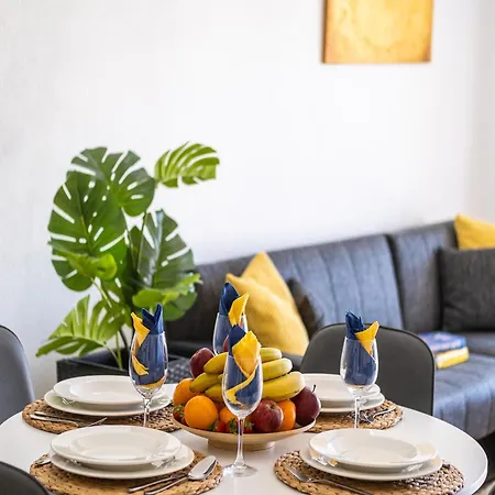 Apartment For 2 People With Shared Pool *
